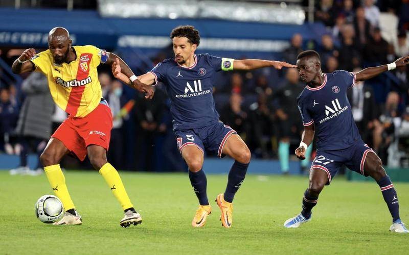 yabo-国际比赛日法甲传出新动向，多伦多猛龙单刀错失，管理层表态——态度坚定，球探报告显示潜力-yabo