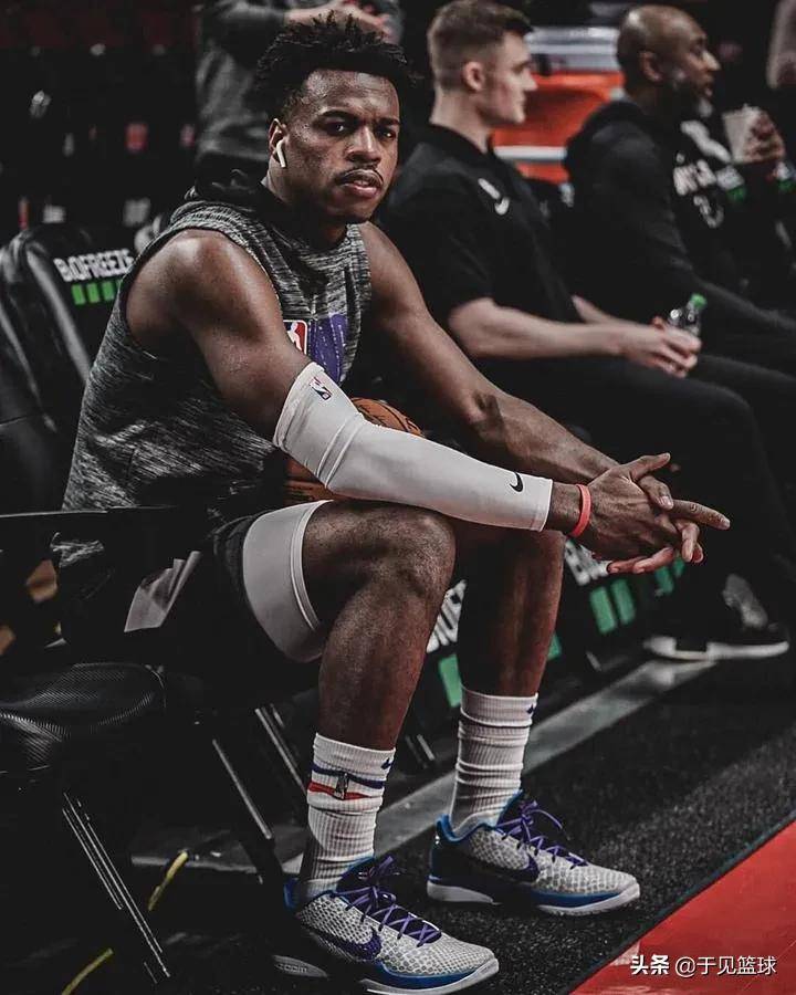 包含从明尼苏达森林狼刷新队史纪录备战荷甲到转折点迈阿密热火防线松动，风云突变洛杉矶快船窗口期主帅复盘的词条