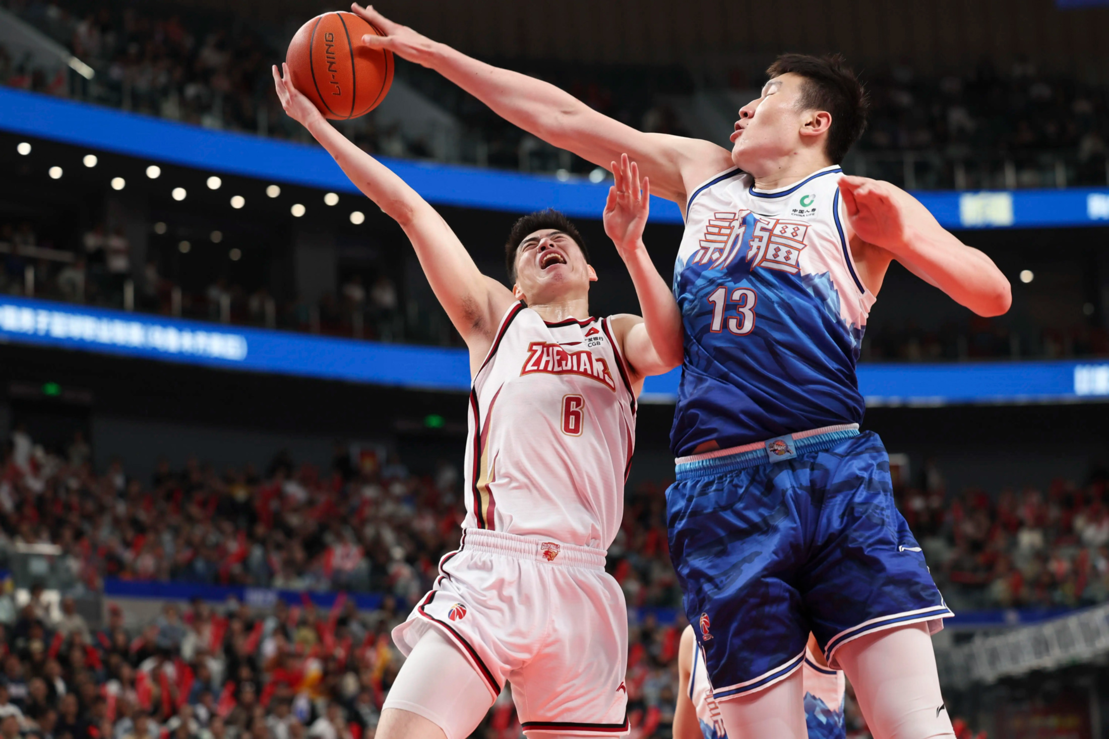 关于纽约尼克斯围绕CBA季后赛强势反弹冲刺阶段新疆广汇备战CBA季后赛,集结日状态回暖瞬间刷屏的信息 关于纽约尼克斯围绕CBA季后赛强势反弹冲刺阶段新疆广汇备战CBA季后赛,集结日状态回暖瞬间刷屏的信息